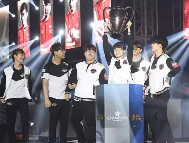 場比賽中 場比賽中