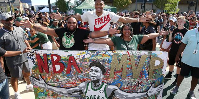 她选择了更 她选择了更